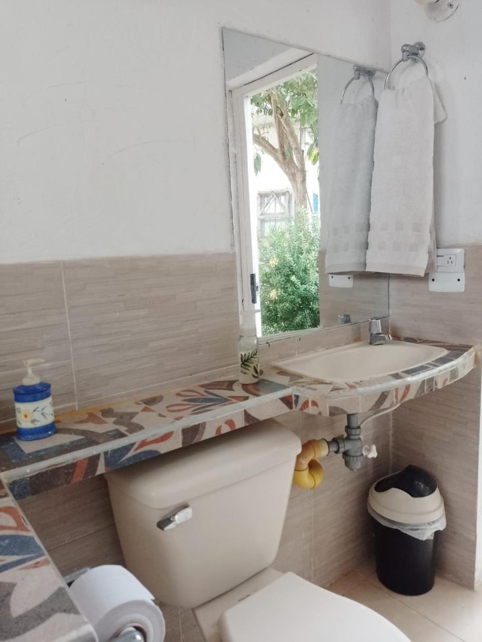 Hostal Corales Tolú Eksteriør billede
